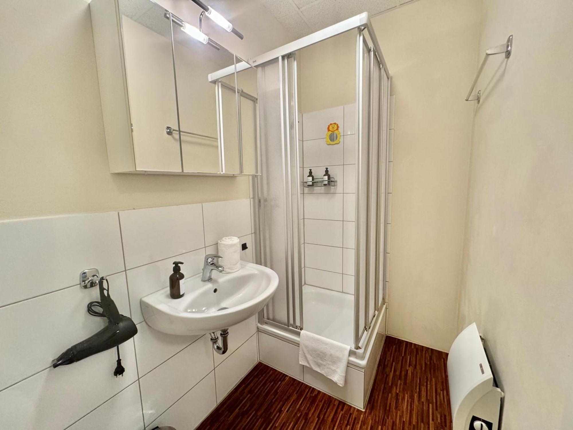 Guesthouse Guetersloh ภายนอก รูปภาพ