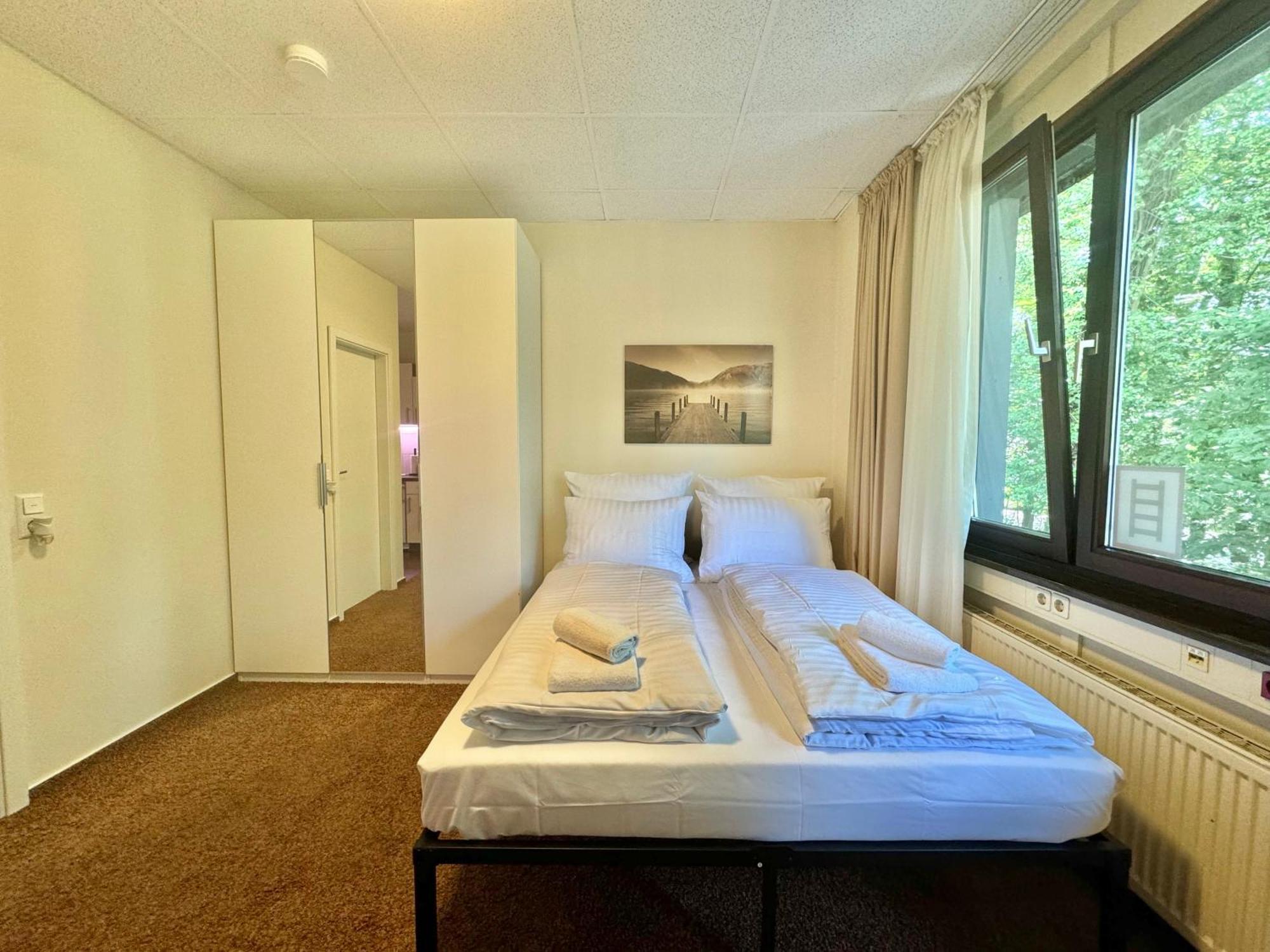 Guesthouse Guetersloh ภายนอก รูปภาพ