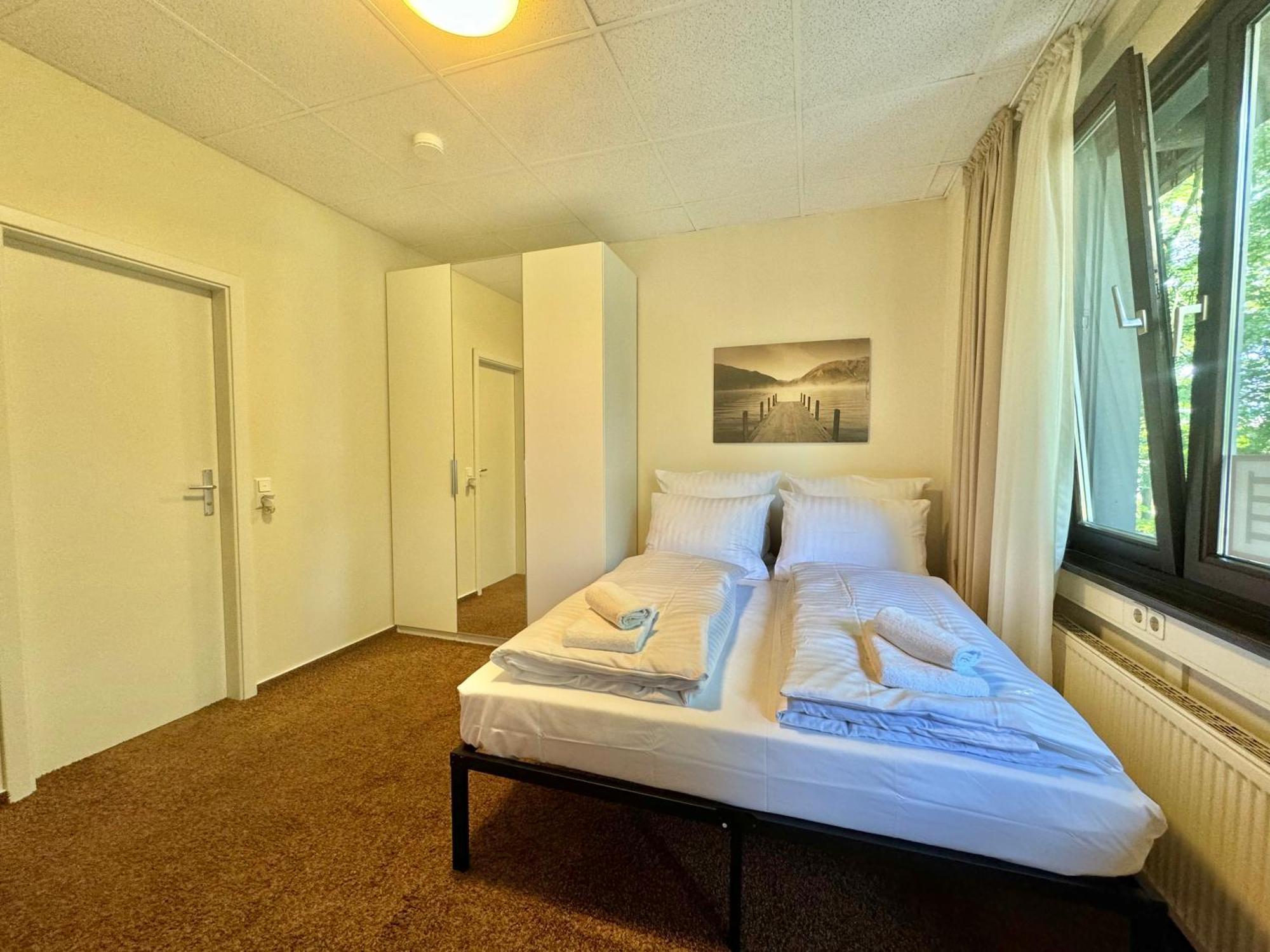 Guesthouse Guetersloh ภายนอก รูปภาพ