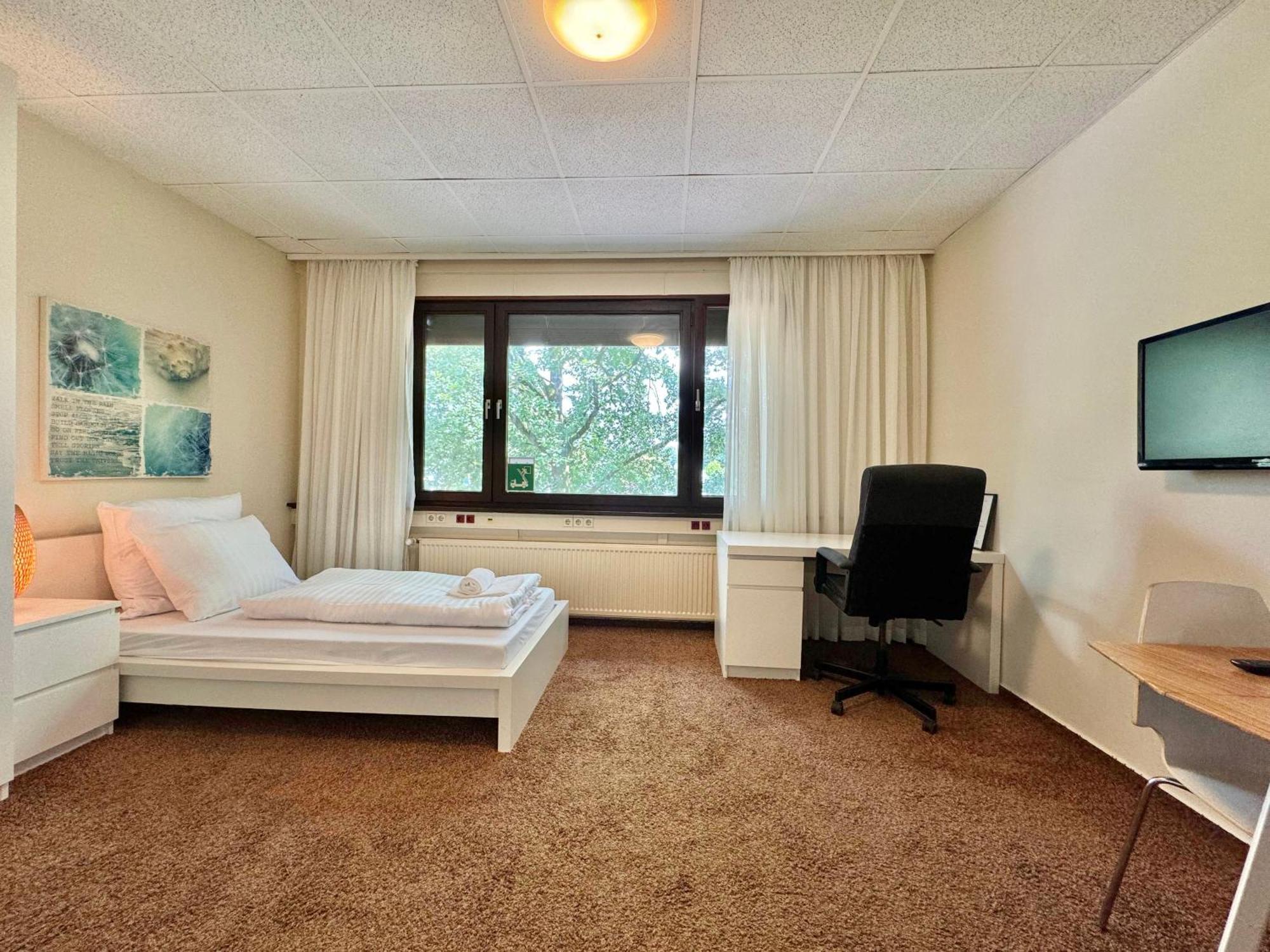 Guesthouse Guetersloh ภายนอก รูปภาพ