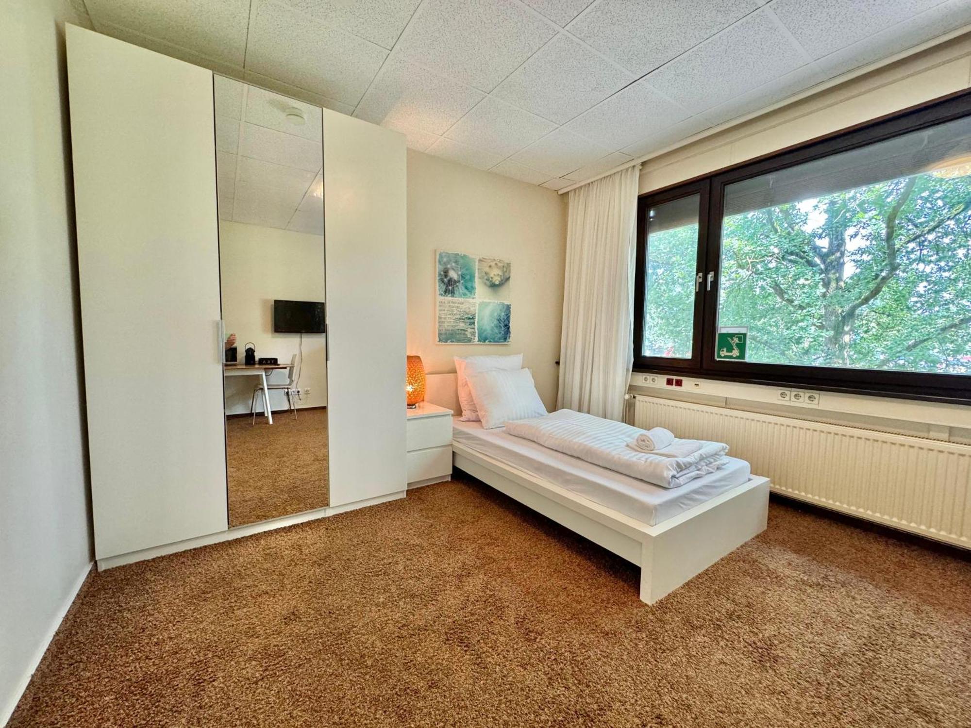 Guesthouse Guetersloh ภายนอก รูปภาพ